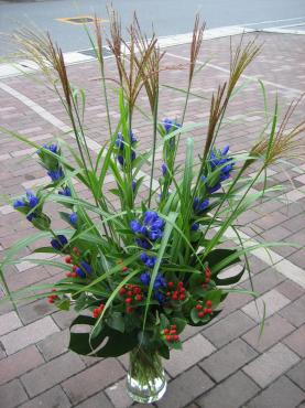 すすきとりんどう✿｜「フローリストつたや」　（兵庫県姫路市の花キューピット加盟店 花屋）のブログ