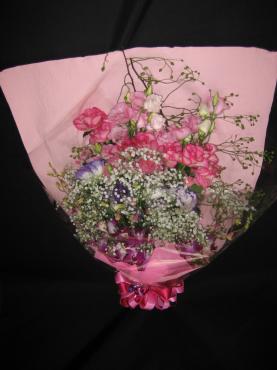 お疲れ様の✿花束｜「フローリストつたや」　（兵庫県姫路市の花キューピット加盟店 花屋）のブログ