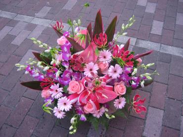 御祝のアレンジ✿｜「フローリストつたや」　（兵庫県姫路市の花キューピット加盟店 花屋）のブログ