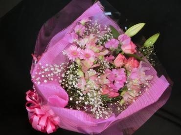 花束✿。✿♫｜「フローリストつたや」　（兵庫県姫路市の花キューピット加盟店 花屋）のブログ