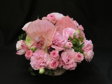 優しい感じの✿誕生日アレンジ✿｜「フローリストつたや」　（兵庫県姫路市の花キューピット加盟店 花屋）のブログ