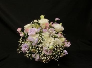 淡い色の✿御供え用アレンジ✿｜「フローリストつたや」　（兵庫県姫路市の花キューピット加盟店 花屋）のブログ