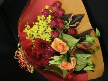 お誕生日お祝い✿花束✿｜「フローリストつたや」　（兵庫県姫路市の花キューピット加盟店 花屋）のブログ