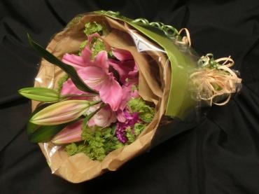 大人っぽい花束✿｜「フローリストつたや」　（兵庫県姫路市の花キューピット加盟店 花屋）のブログ