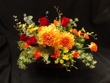 チューリップの入ったアレンジメント✿｜「フローリストつたや」　（兵庫県姫路市の花キューピット加盟店 花屋）のブログ